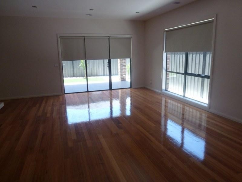 14 Wattletree Street, Craigieburn VIC 3064