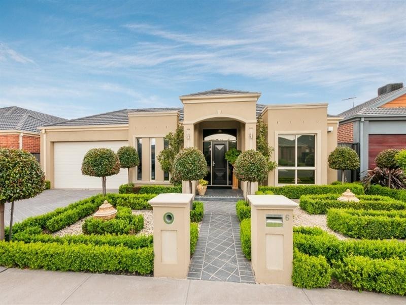 6 Cheltenham Close, Craigieburn VIC 3064