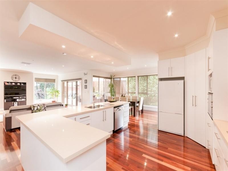 42 Royal Terrace, Craigieburn VIC 3064