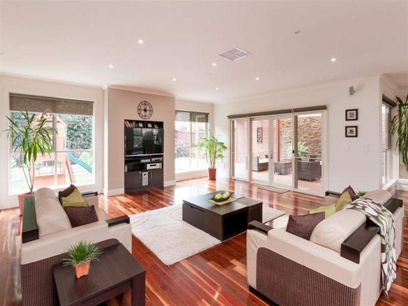 42 Royal Terrace, Craigieburn VIC 3064