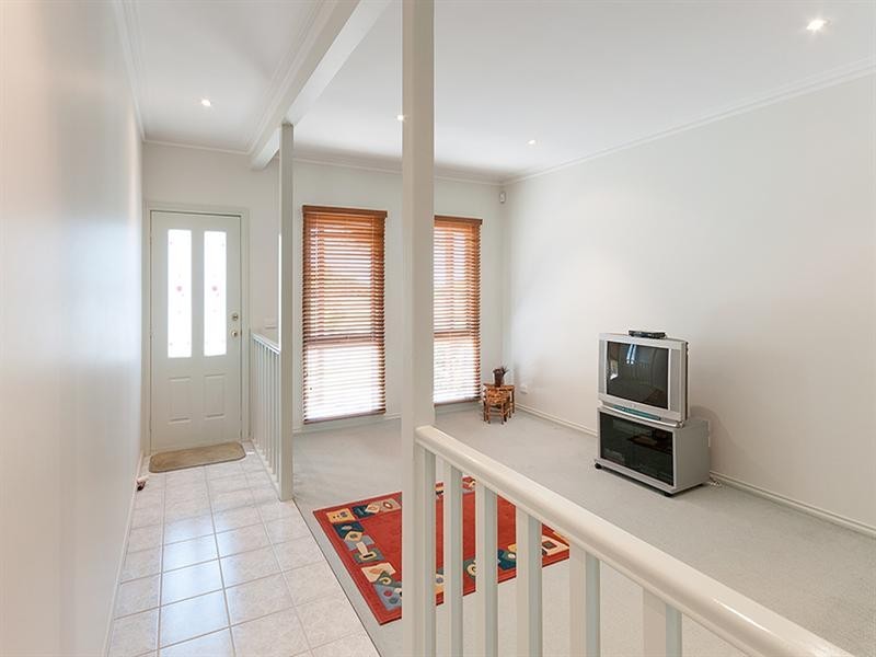 5 Eldergreen Circuit, Craigieburn VIC 3064