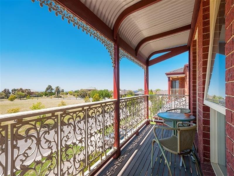 5 Eldergreen Circuit, Craigieburn VIC 3064