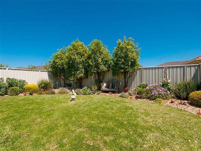 5 Eldergreen Circuit, Craigieburn VIC 3064
