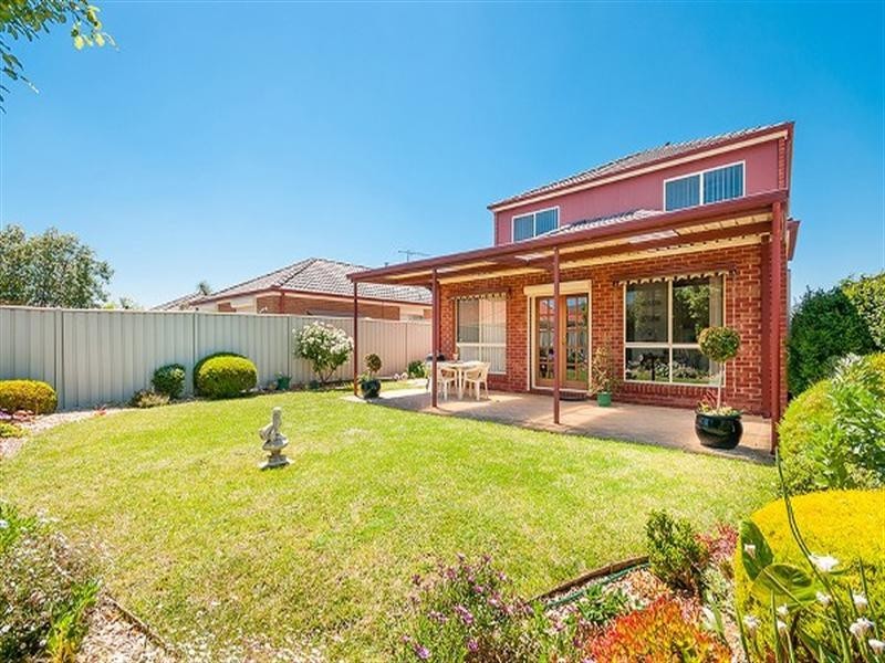 5 Eldergreen Circuit, Craigieburn VIC 3064