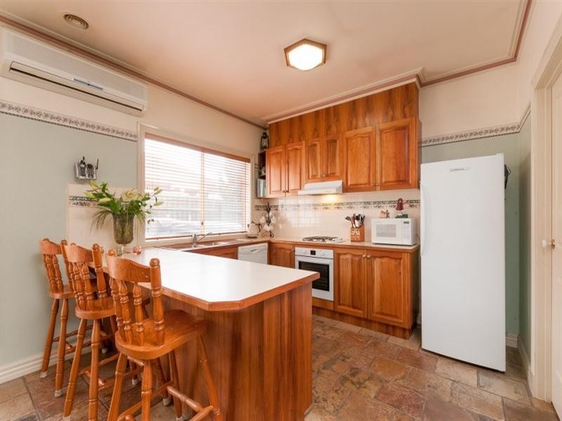 12 Chelmsford Court, Craigieburn VIC 3064