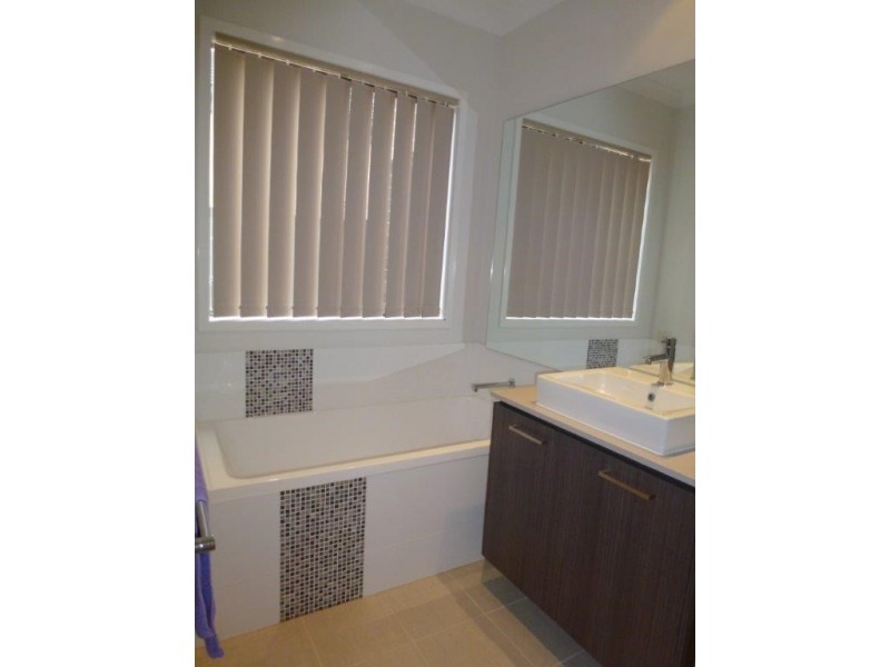 7 Dempster Street, Craigieburn VIC 3064