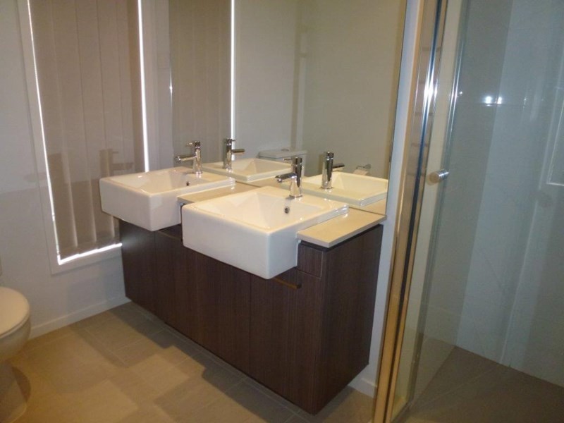 7 Dempster Street, Craigieburn VIC 3064