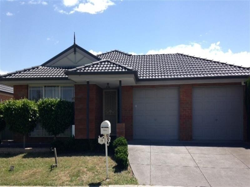 19 Cranwell Street, Craigieburn VIC 3064