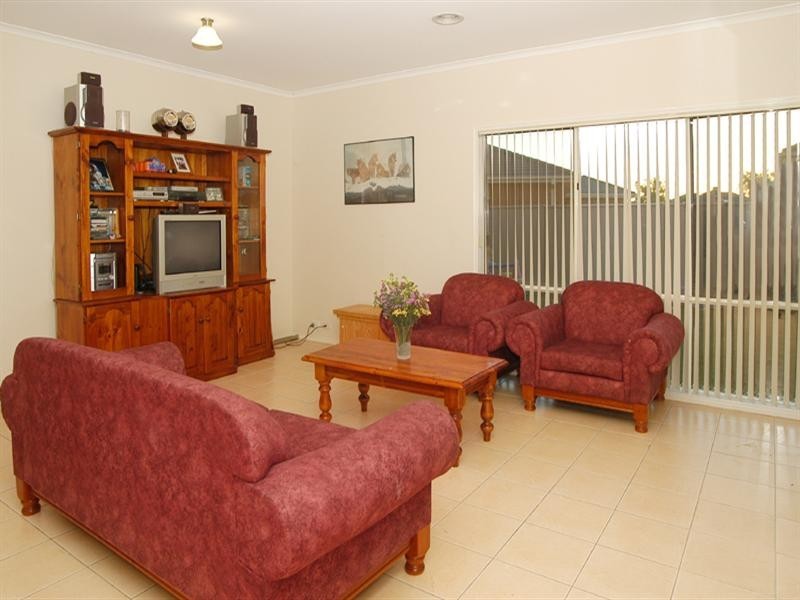 5 Greenhill Place, Craigieburn VIC 3064