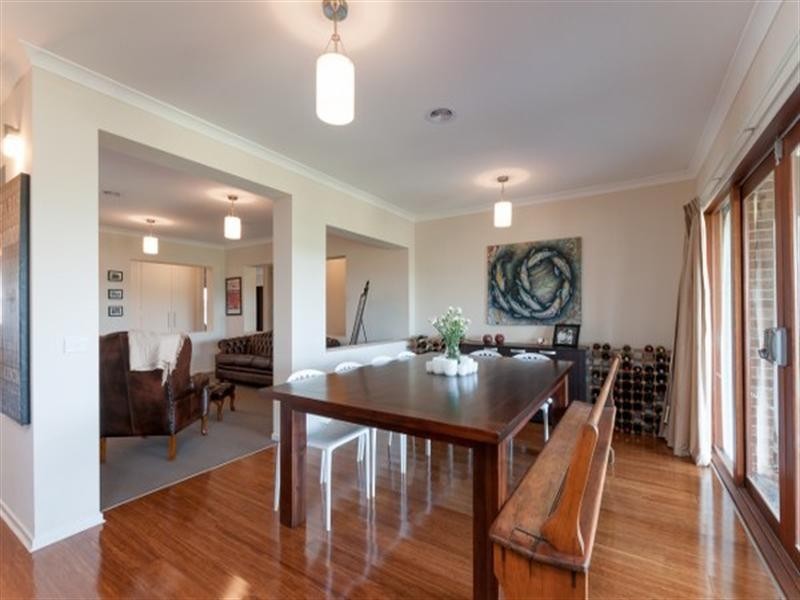 34 Mandalay Circuit, Beveridge VIC 3753