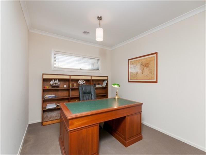 34 Mandalay Circuit, Beveridge VIC 3753