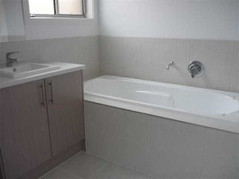 6 Folger Road, Craigieburn VIC 3064