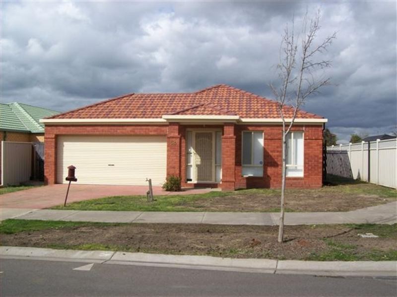 52 Woodlea Crescent, Craigieburn VIC 3064