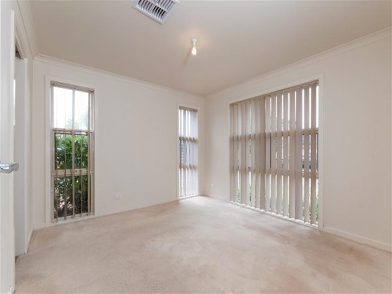 28 William Hovell Pass, Craigieburn VIC 3064