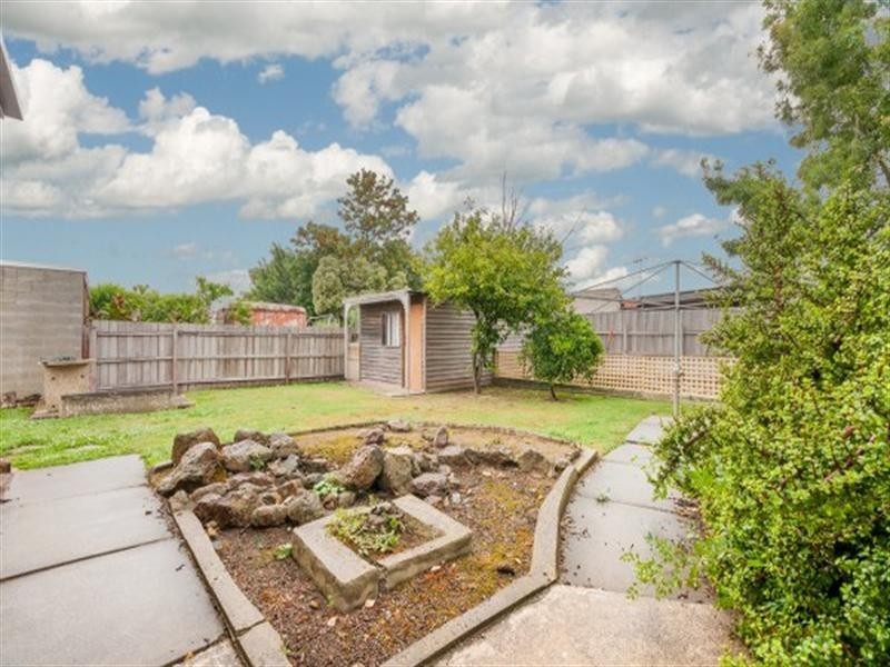 39 Wattleglen Street, Craigieburn VIC 3064