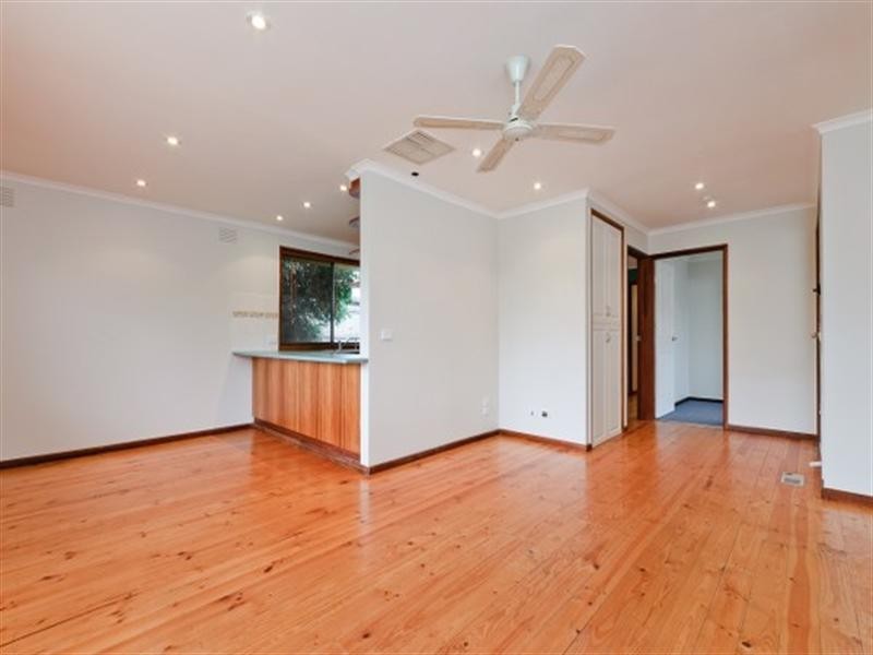 6 Waverley Court, Craigieburn VIC 3064