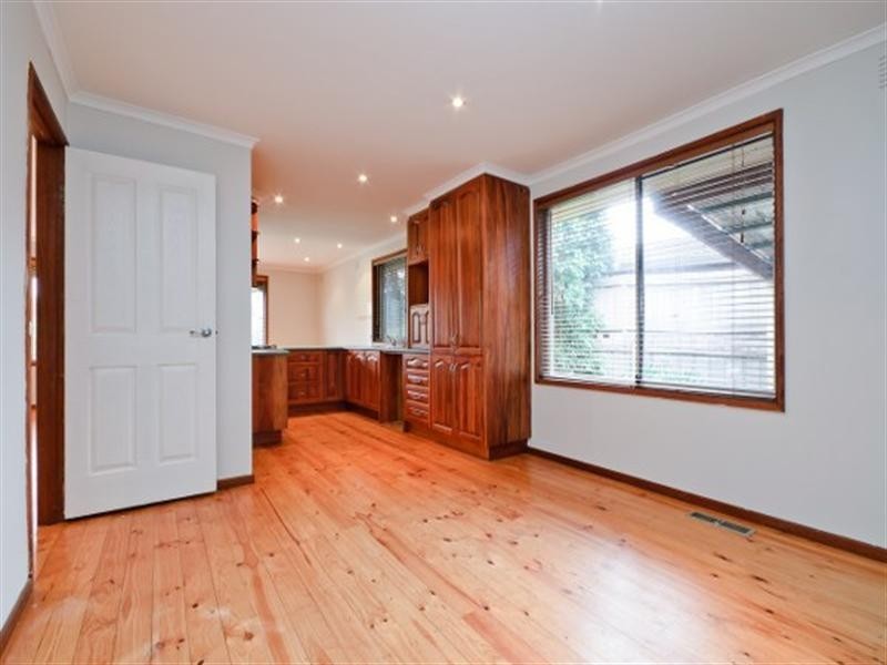 6 Waverley Court, Craigieburn VIC 3064