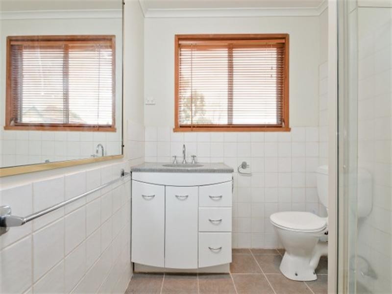 6 Waverley Court, Craigieburn VIC 3064