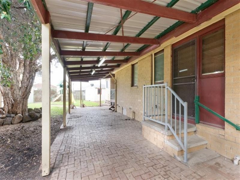 6 Waverley Court, Craigieburn VIC 3064