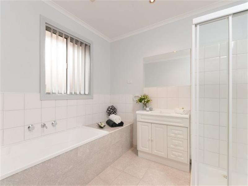 3 Leigh Court, Craigieburn VIC 3064