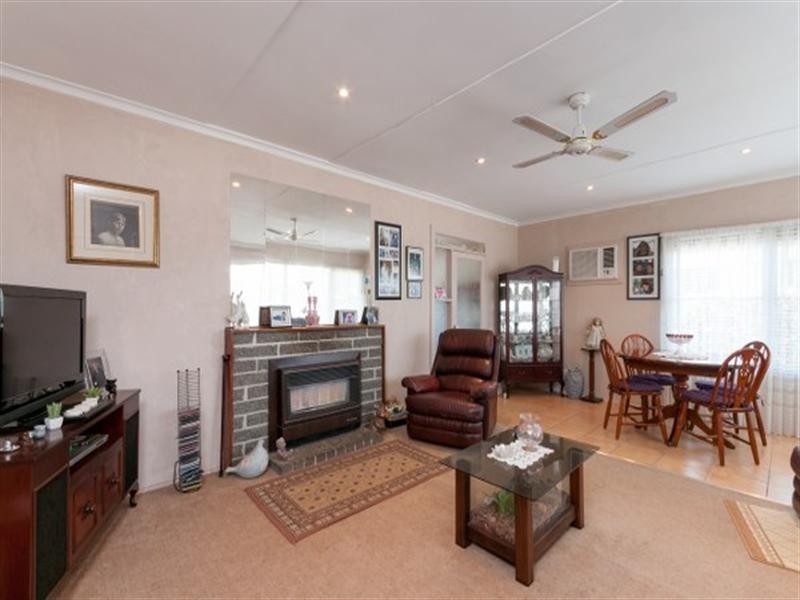 24 Warragul Street, Dallas VIC 3047