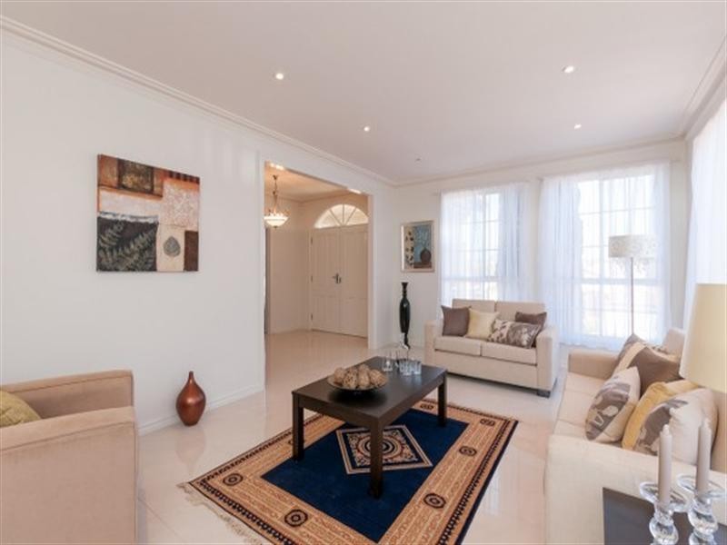 20 Dorset Drive, Greenvale VIC 3059