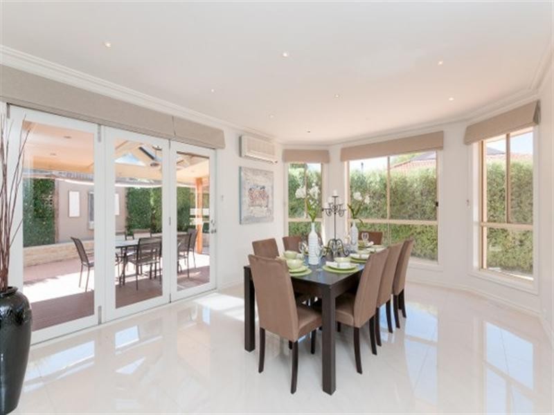 20 Dorset Drive, Greenvale VIC 3059