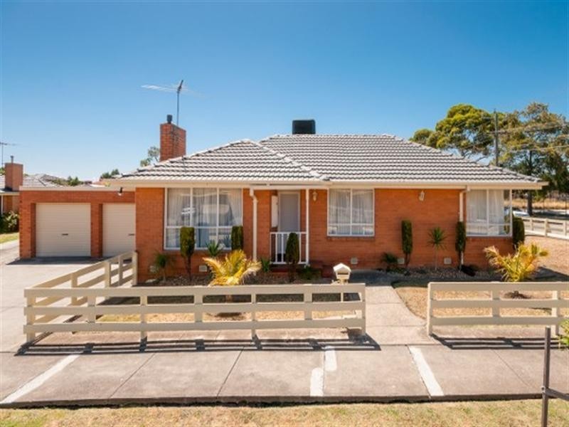 35 Kilmore Crescent, Dallas VIC 3047
