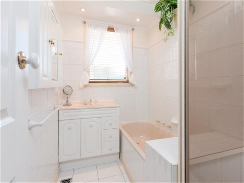 35 Kilmore Crescent, Dallas VIC 3047