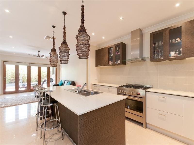 19 Fletcher Road, Craigieburn VIC 3064