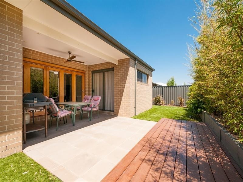 19 Fletcher Road, Craigieburn VIC 3064