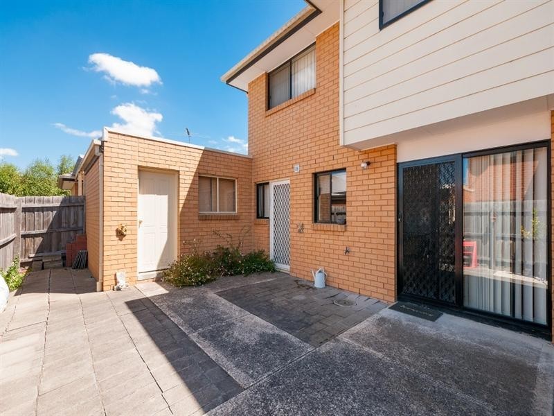 4/35 Hamilton Street, Craigieburn VIC 3064