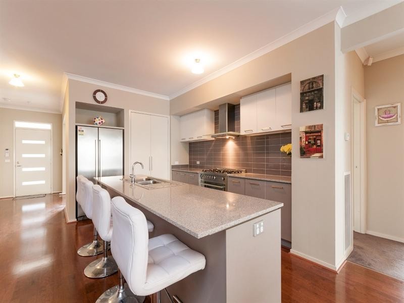 34 Middlesborough Drive, Craigieburn VIC 3064