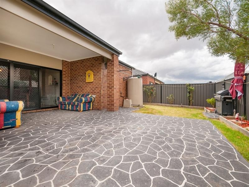 34 Middlesborough Drive, Craigieburn VIC 3064