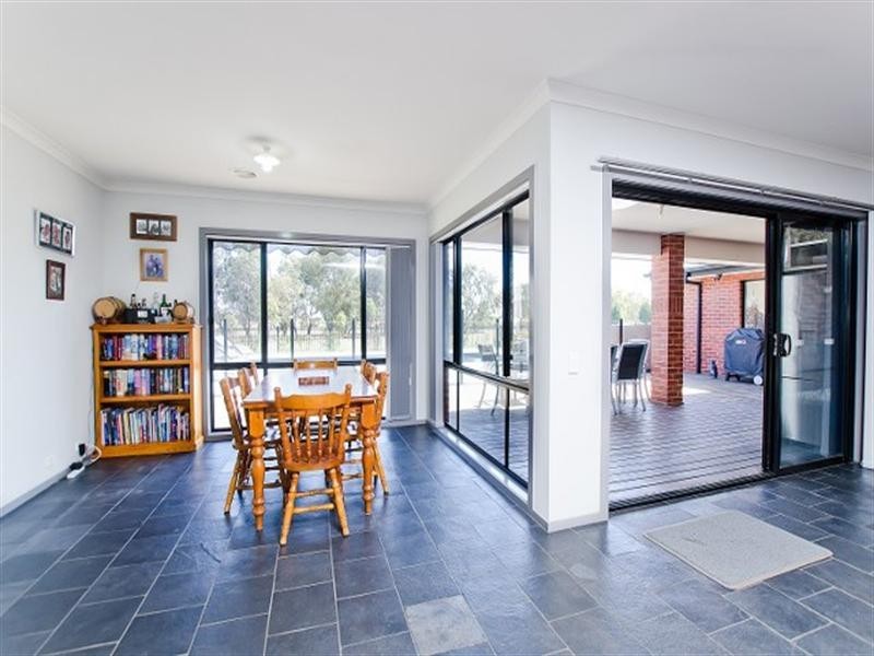 45 Sanctuary Rise, Mickleham VIC 3064