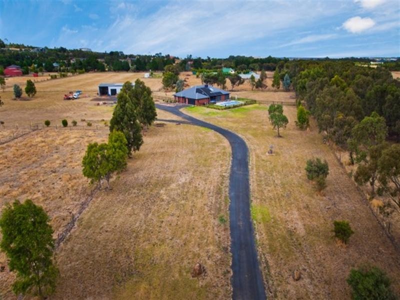 45 Sanctuary Rise, Mickleham VIC 3064