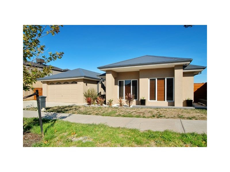 24 Canisby Way, Craigieburn VIC 3064