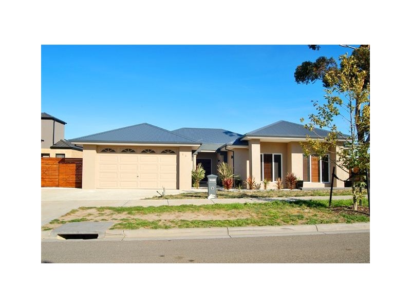24 Canisby Way, Craigieburn VIC 3064