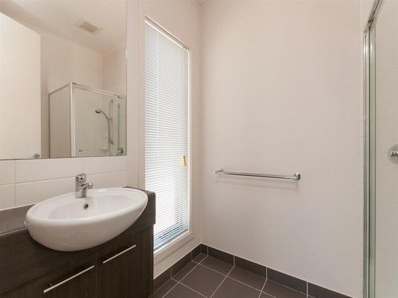2 Stafford Link, Craigieburn VIC 3064