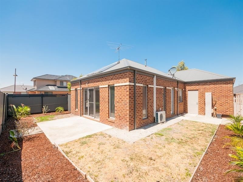 2 Stafford Link, Craigieburn VIC 3064