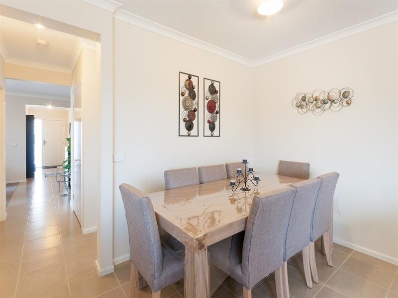 44 Domain Way, Craigieburn VIC 3064