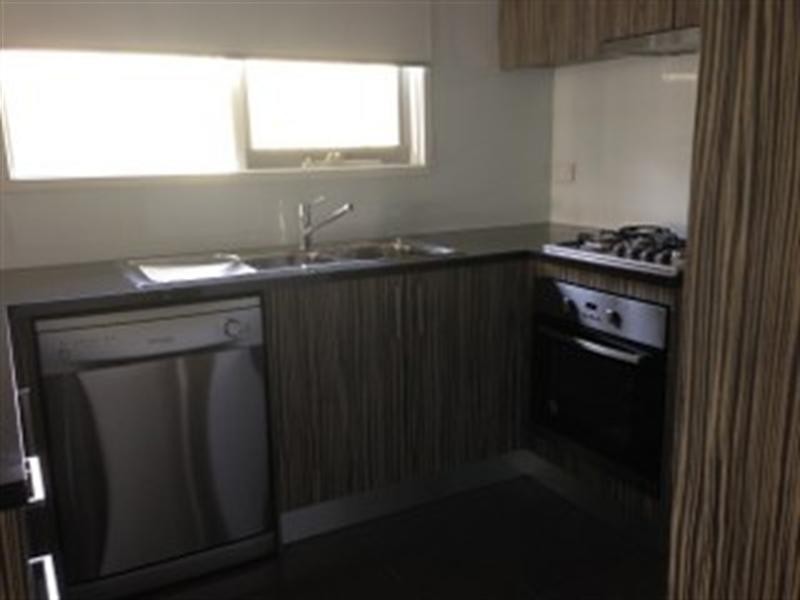 1/23 Amesbury Avenue, Craigieburn VIC 3064