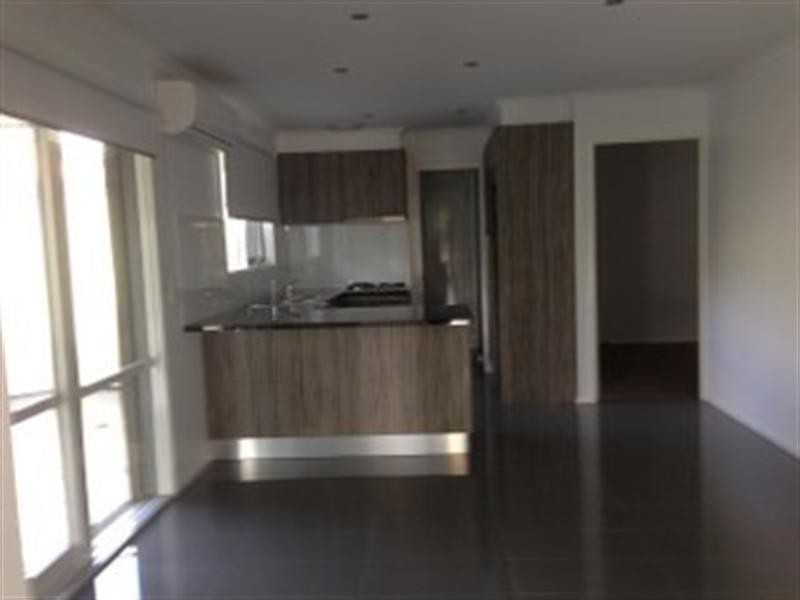 1/23 Amesbury Avenue, Craigieburn VIC 3064