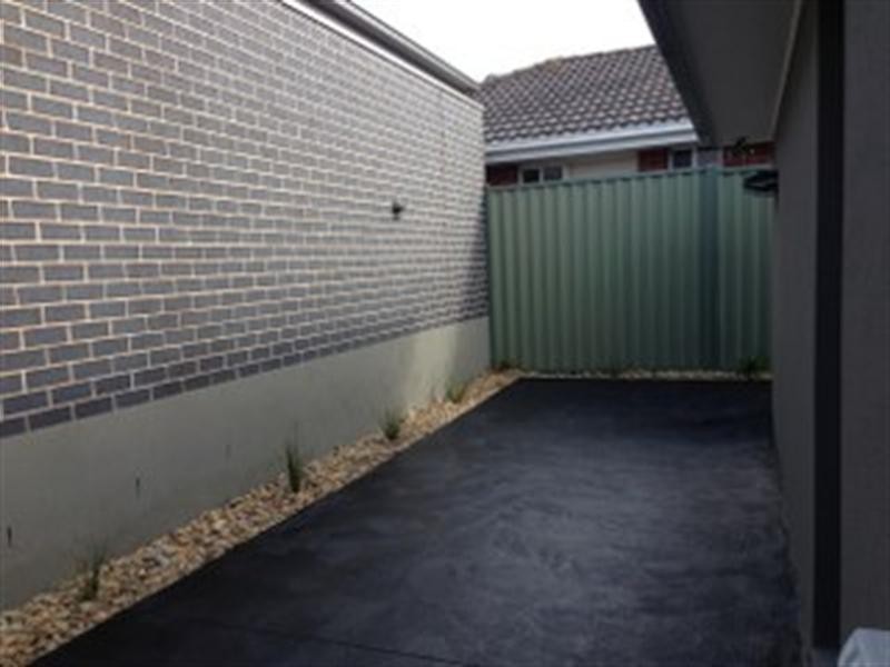 1/23 Amesbury Avenue, Craigieburn VIC 3064