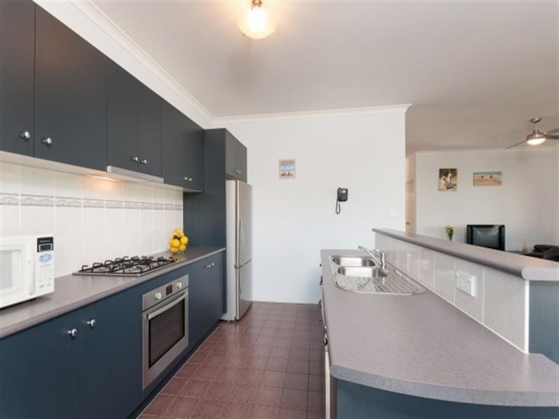 6 Aberfeldie Place, Craigieburn VIC 3064