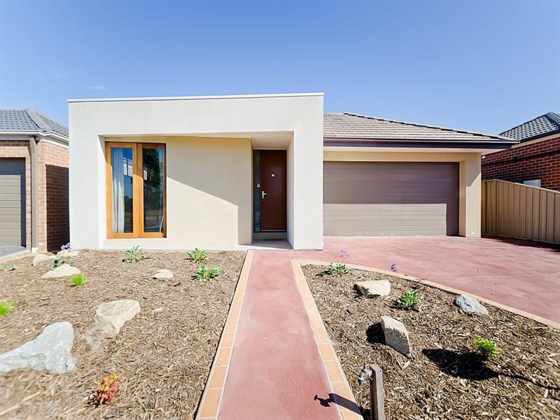 28 Balyang Way, Craigieburn VIC 3064