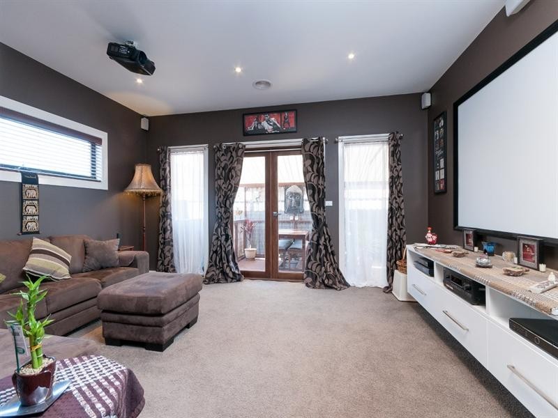 37 Brummel Street, Craigieburn VIC 3064