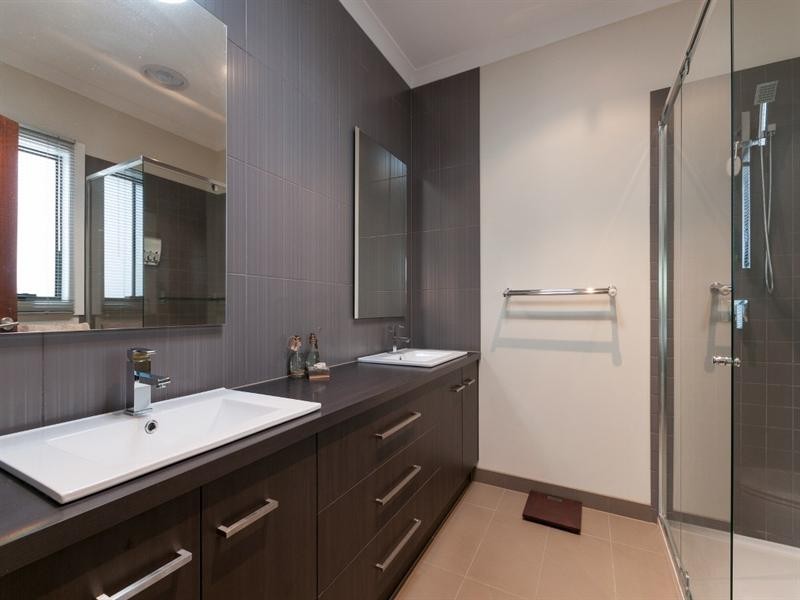 37 Brummel Street, Craigieburn VIC 3064