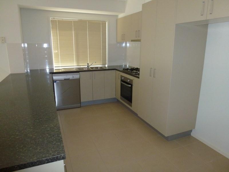 23 Falls Avenue, Craigieburn VIC 3064