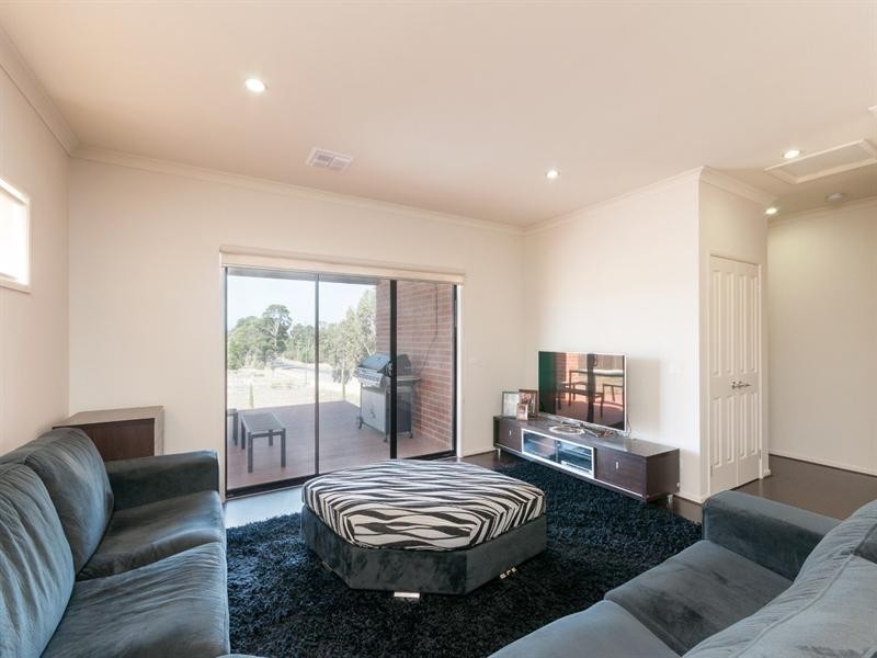 10 Salute Court, Wallan VIC 3756